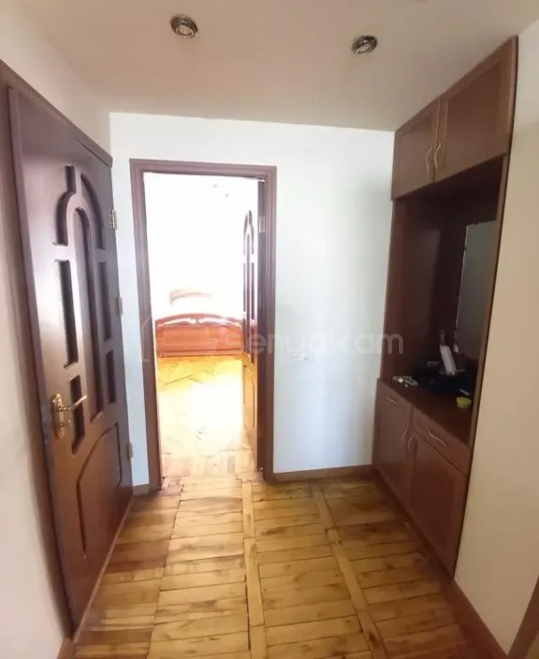 3 Սենյականոց Բնակարան, 68քմ, 4/9 հարկ, Նորմալ Վիճակում, Կահավորված, Արևկող