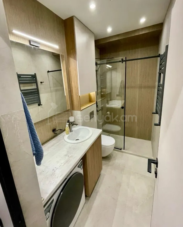 2 Սենյականոց Բնակարան Նորակառույցում, 55քմ, 7/20 հարկ, Դիզայներական Վերանորոգված, Կահավորված, Արևկող