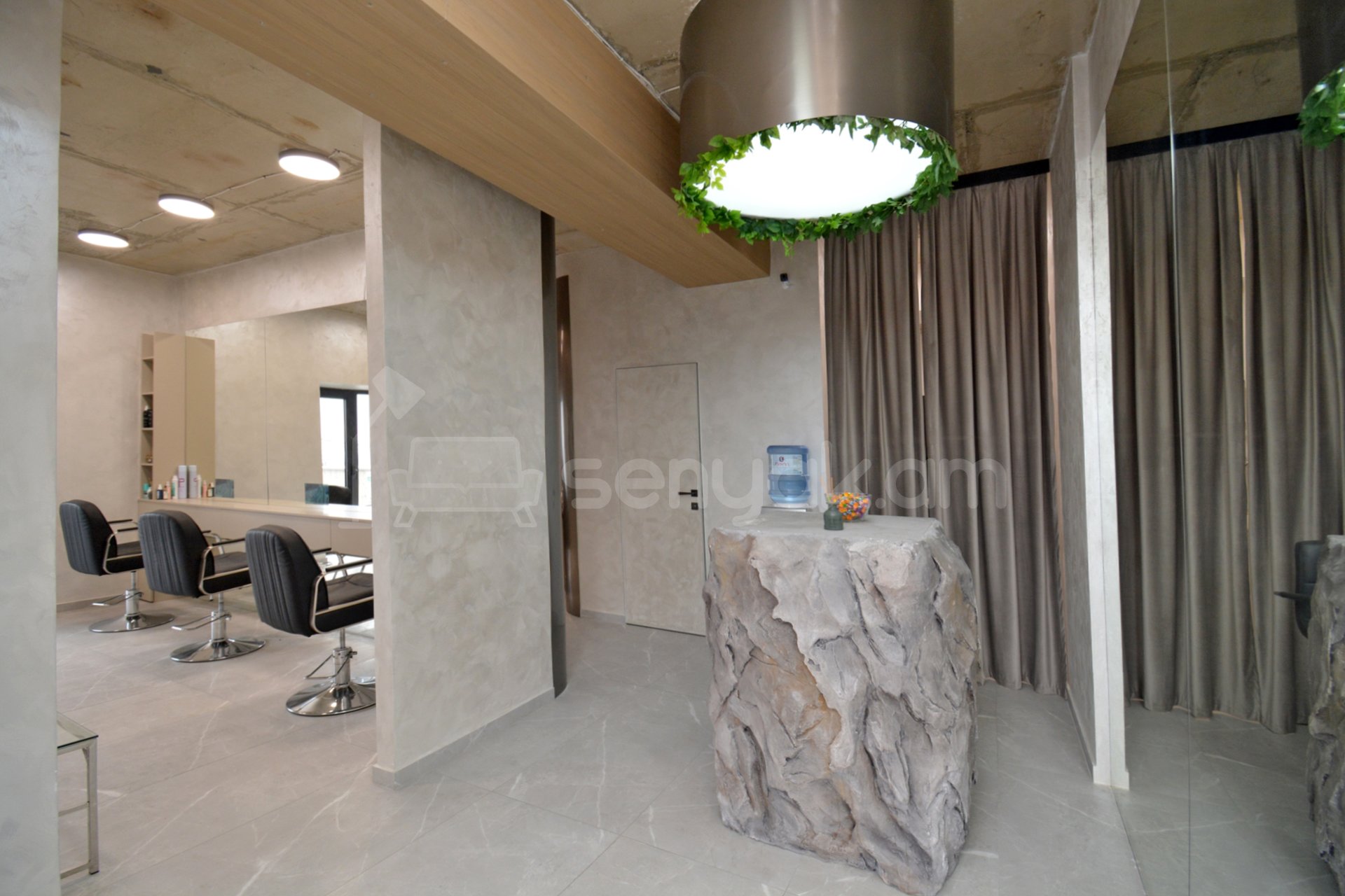 Նորակառույց Սպասարկման Տարածք, 90քմ