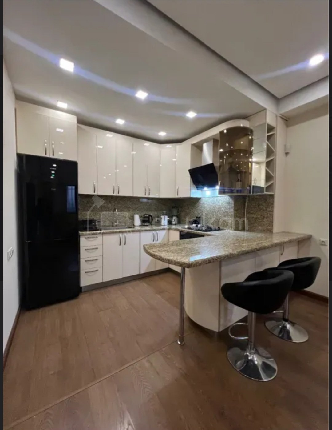 2 Սենյականոց Բնակարան Նորակառույցում, 52քմ, 1/5 հարկ, Կապիտալ Վերանորոգված, Կահավորված