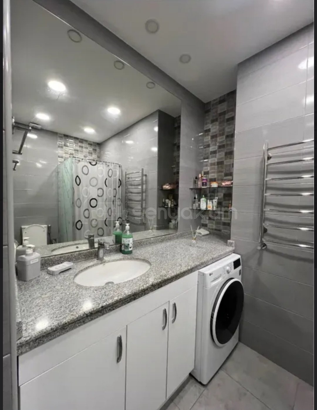 2 Սենյականոց Բնակարան Նորակառույցում, 52քմ, 1/5 հարկ, Կապիտալ Վերանորոգված, Կահավորված