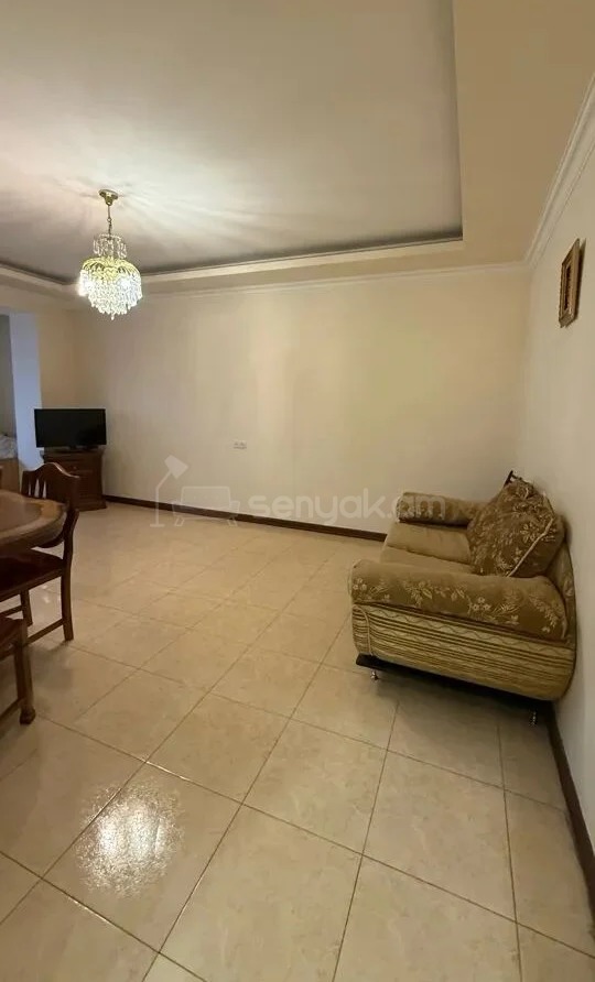 2 Սենյականոց Բնակարան Քարե Շենքում, 54քմ, 4/5 հարկ, Կապիտալ Վերանորոգված