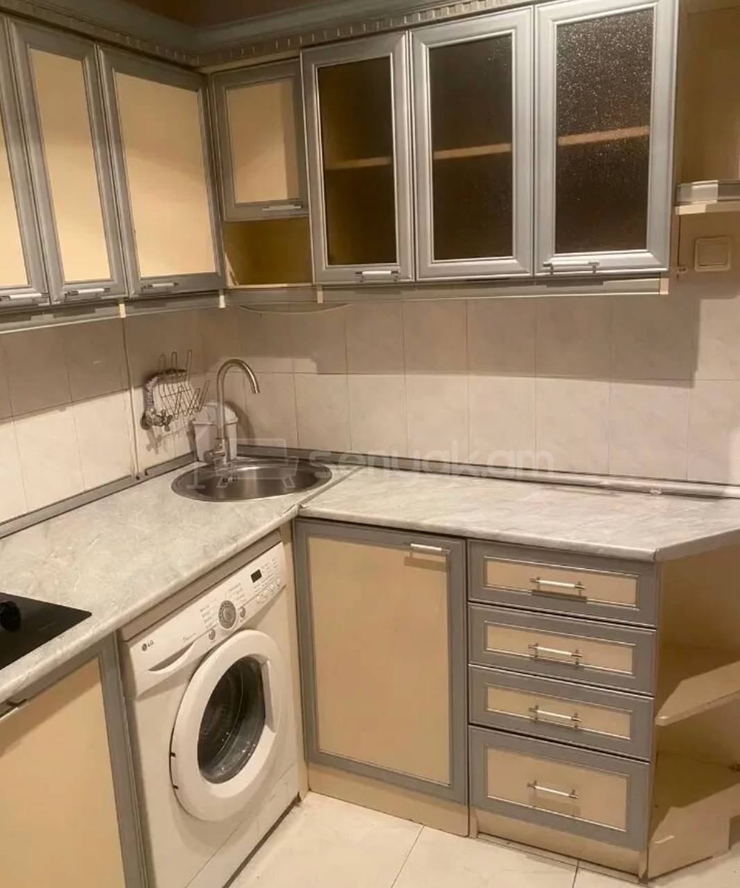 3 Սենյականոց Բնակարան, 56քմ, 2/4 հարկ, Կոսմետիկ Վերանորոգված, Կահավորված, Արևկող