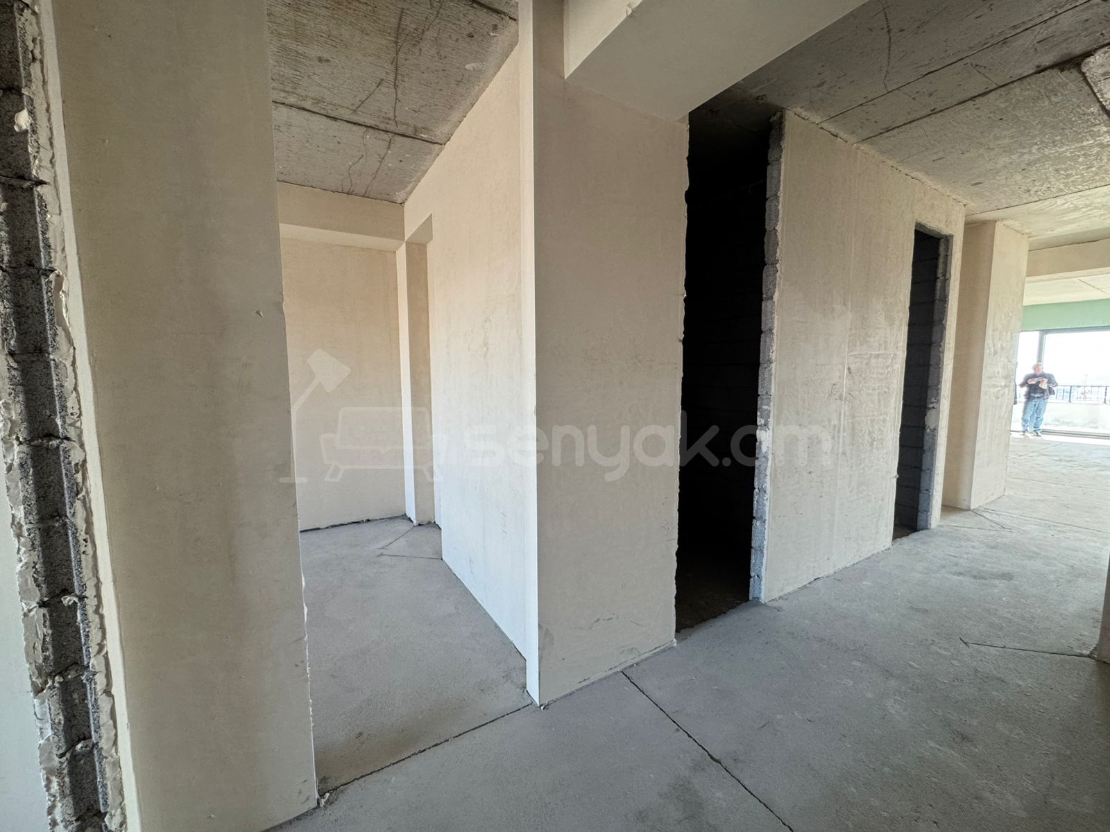 4 Սենյականոց Բնակարան Նորակառույցում, 220քմ, 18/22 հարկ, Զրոյական Վիճակում