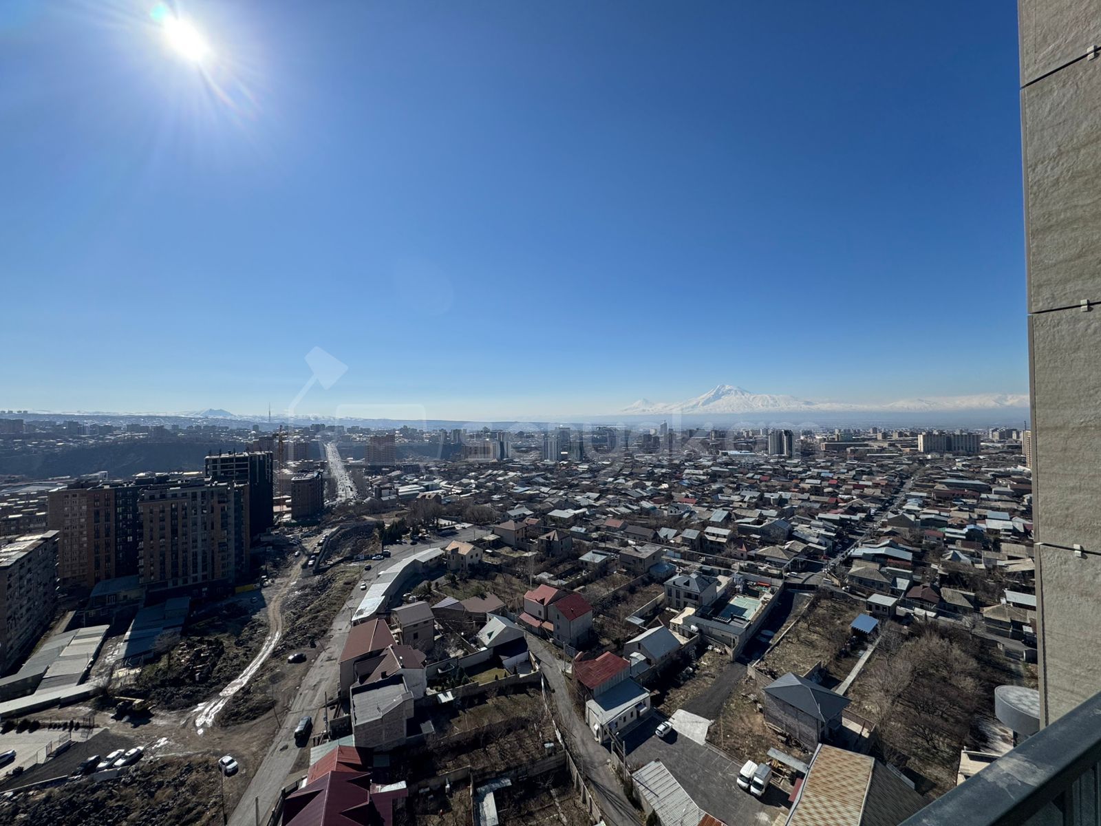 4 Սենյականոց Բնակարան Նորակառույցում, 220քմ, 18/22 հարկ, Զրոյական Վիճակում