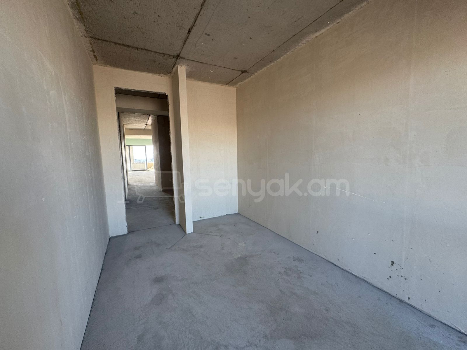 4 Սենյականոց Բնակարան Նորակառույցում, 220քմ, 18/22 հարկ, Զրոյական Վիճակում