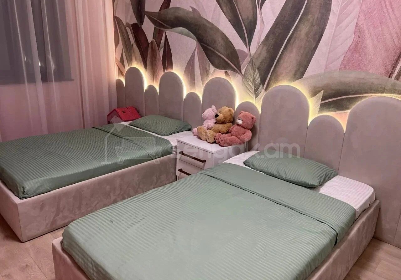 3 Սենյականոց Բնակարան Նորակառույցում, 81քմ, 2/16 հարկ, Կապիտալ Վերանորոգված