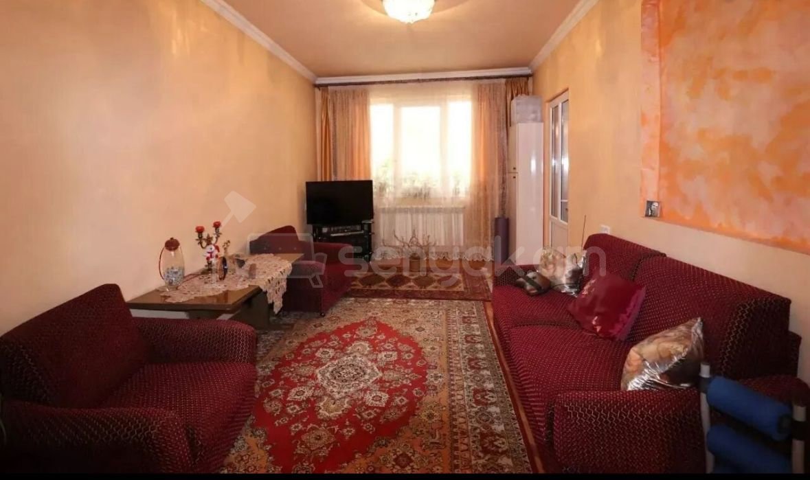 5 Սենյականոց Բնակարան Քարե Շենքում, 102քմ, 5/5 հարկ, Կոսմետիկ Վերանորոգված