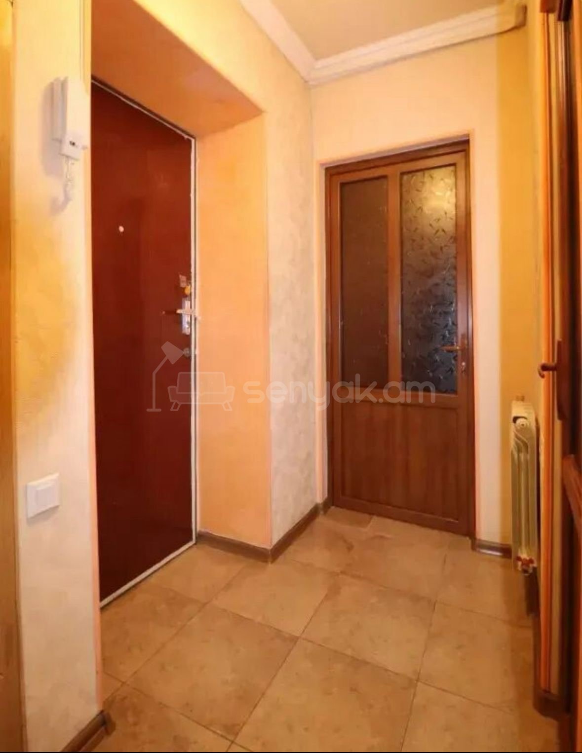 5 Սենյականոց Բնակարան Քարե Շենքում, 102քմ, 5/5 հարկ, Կոսմետիկ Վերանորոգված