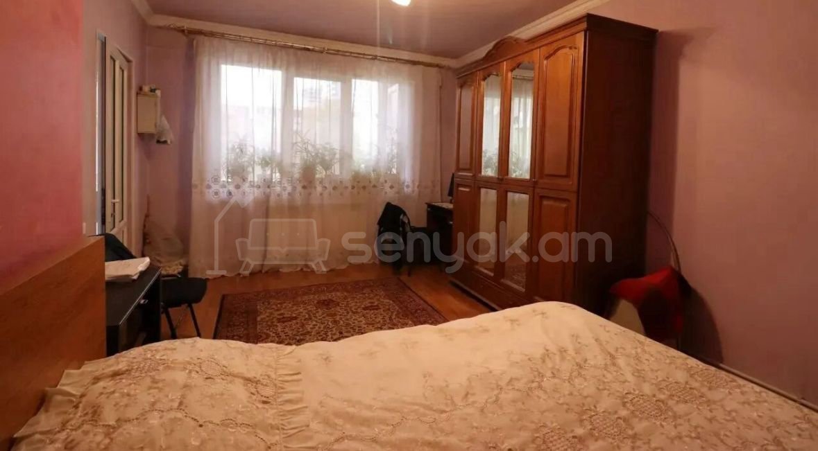 5 Սենյականոց Բնակարան Քարե Շենքում, 102քմ, 5/5 հարկ, Կոսմետիկ Վերանորոգված