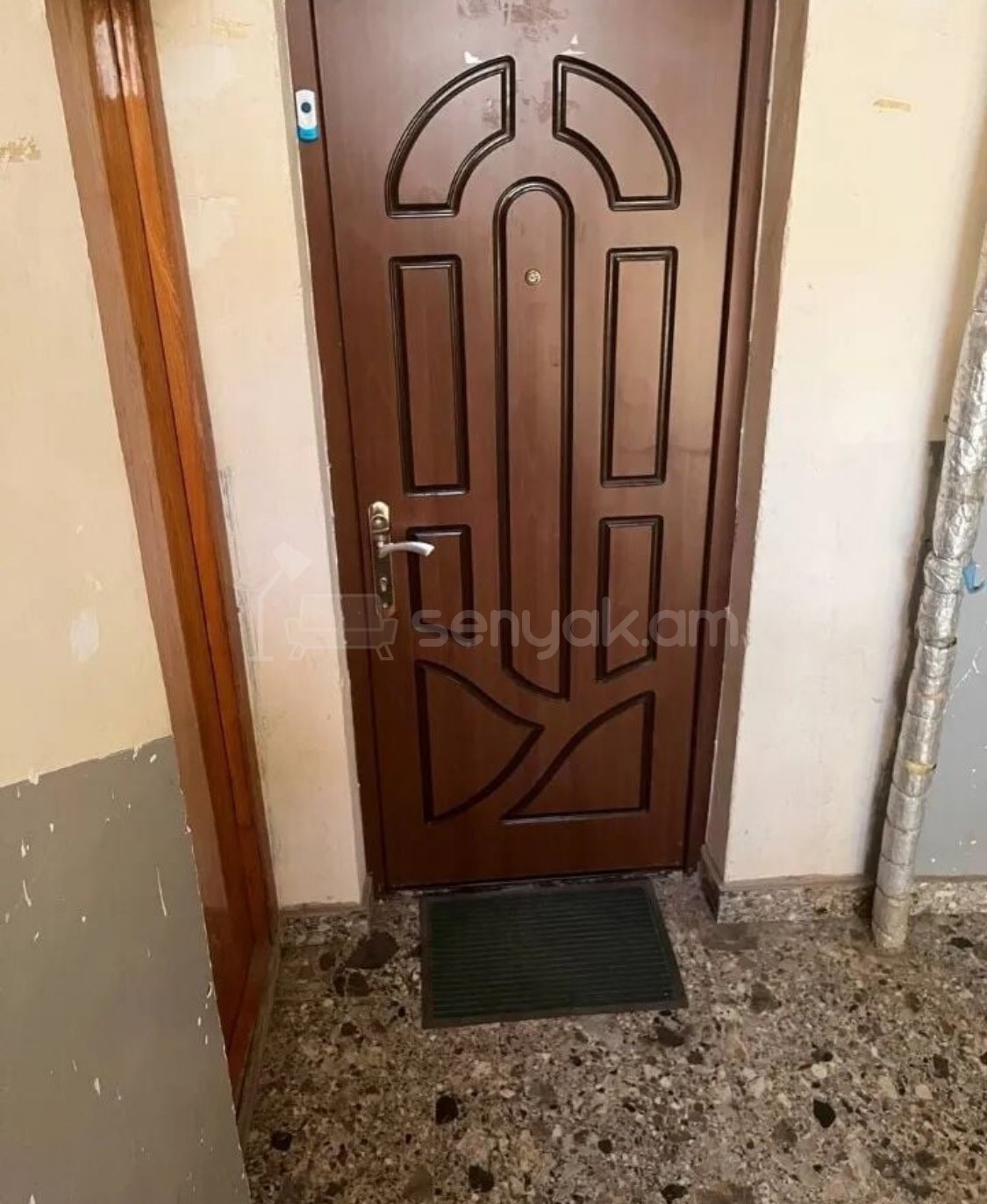 3 Սենյականոց Բնակարան Քարե Շենքում, 70քմ, 2/5 հարկ, Դիզայներական Վերանորոգված