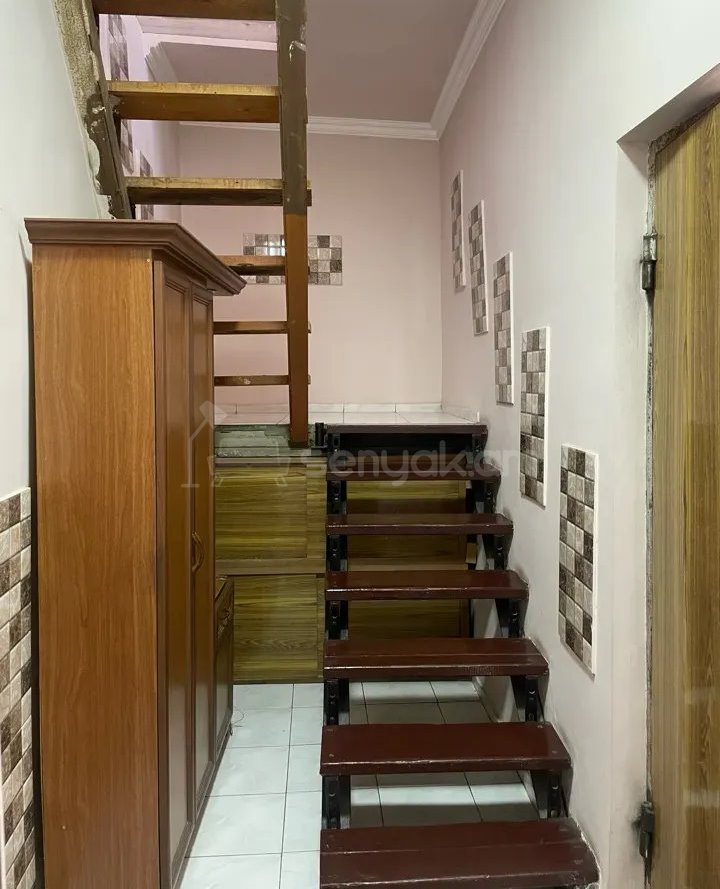 3 Սենյականոց Սեփական Տուն, 140քմ, Նորմալ Վիճակում, Ավտոտնակով