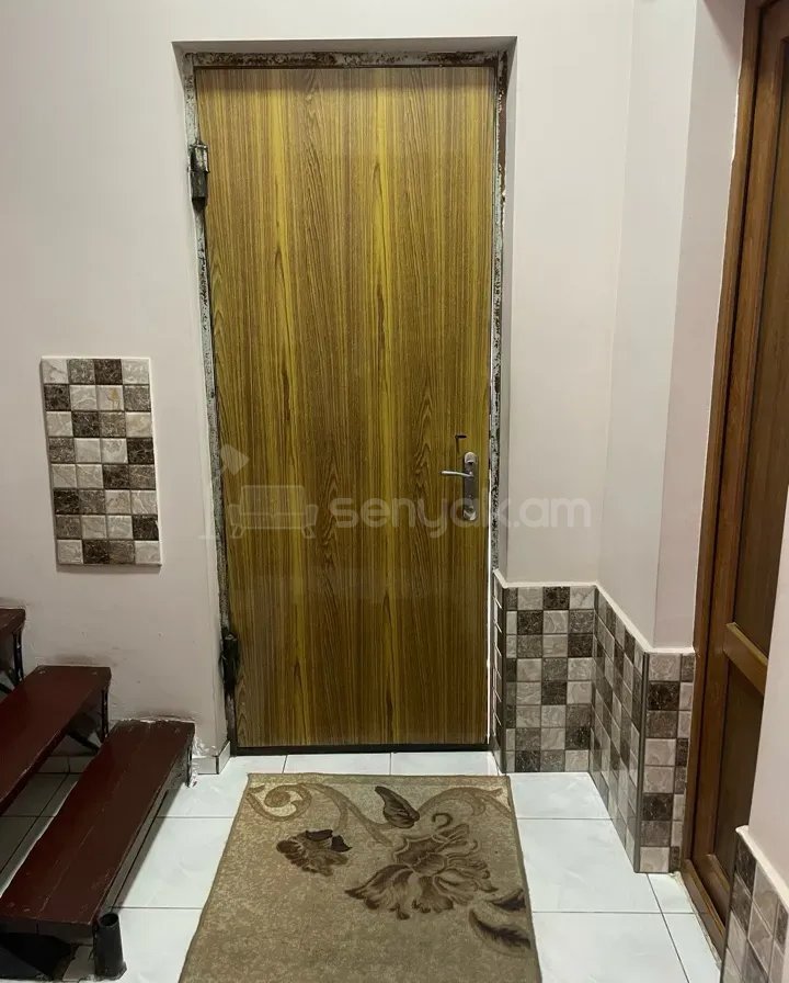 3 Սենյականոց Սեփական Տուն, 140քմ, Նորմալ Վիճակում, Ավտոտնակով