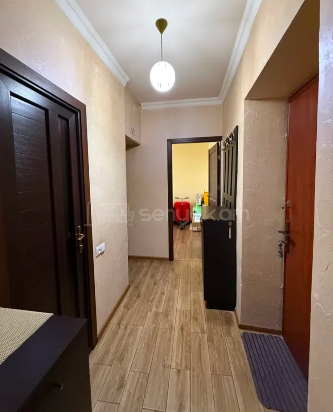 3 Սենյականոց Բնակարան Քարե Շենքում, 65քմ, 5/5 հարկ, Կապիտալ Վերանորոգված