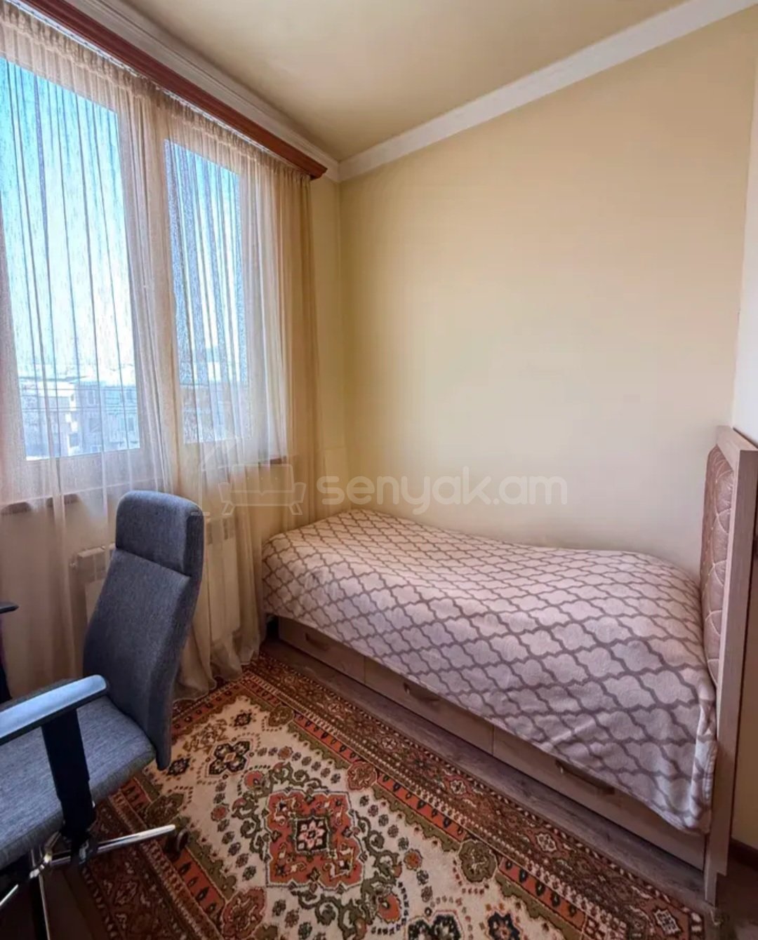 3 Սենյականոց Բնակարան Քարե Շենքում, 65քմ, 5/5 հարկ, Կապիտալ Վերանորոգված