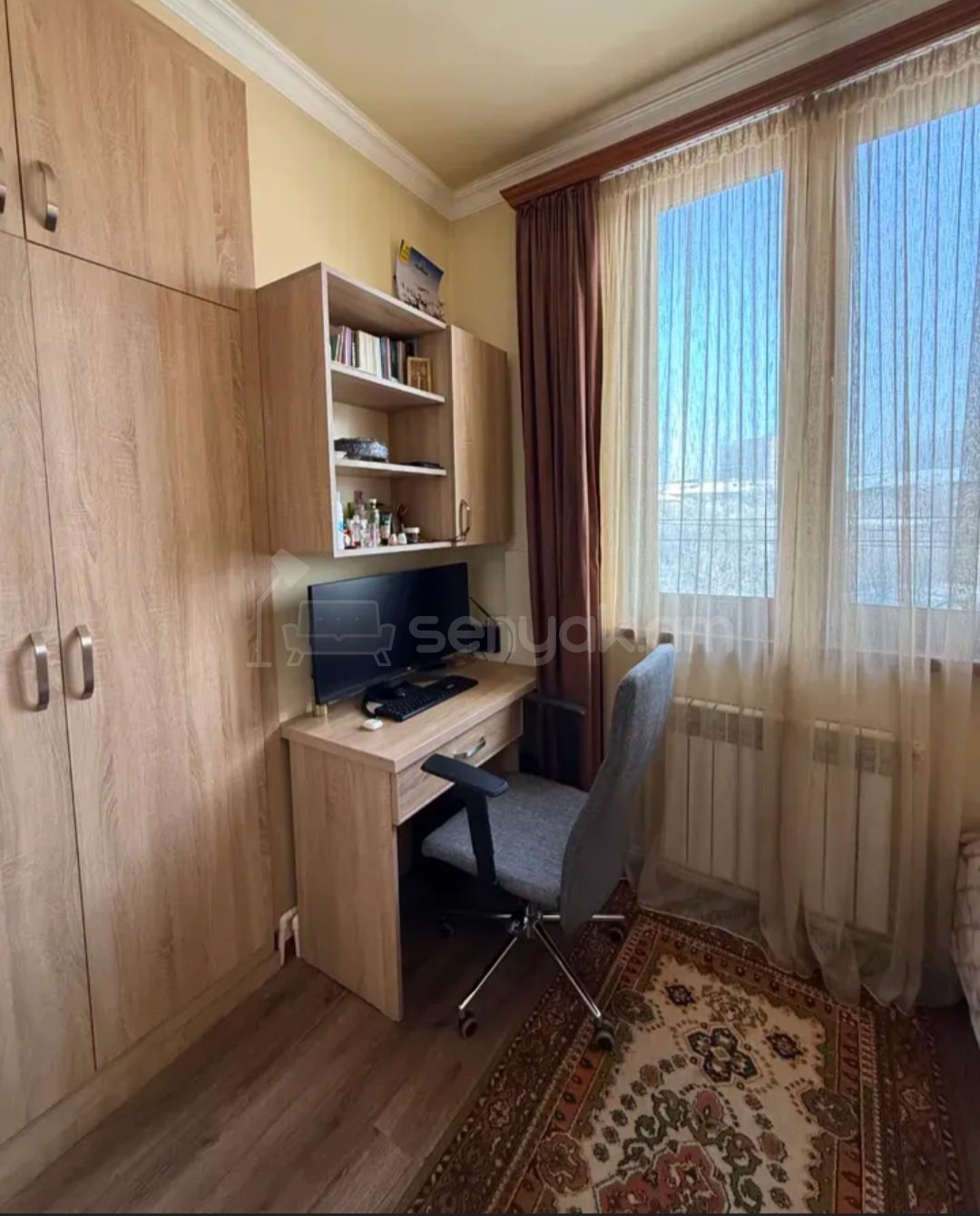 3 Սենյականոց Բնակարան Քարե Շենքում, 65քմ, 5/5 հարկ, Կապիտալ Վերանորոգված