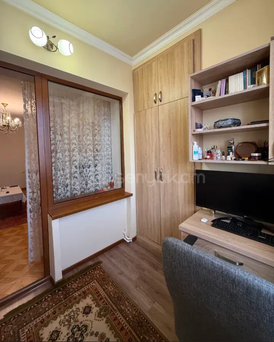 3 Սենյականոց Բնակարան Քարե Շենքում, 65քմ, 5/5 հարկ, Կապիտալ Վերանորոգված