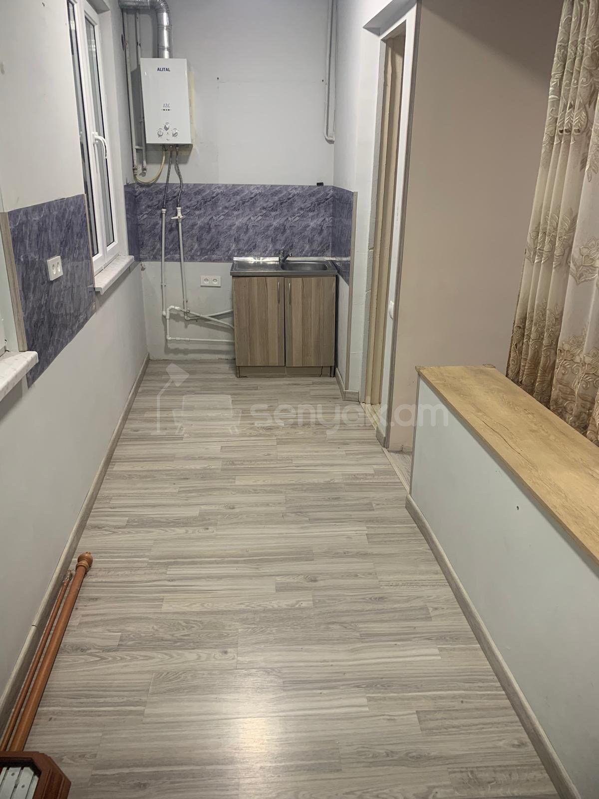 2 Սենյականոց Բնակարան Քարե Շենքում, 59քմ, 5/5 հարկ, Նորմալ Վիճակում, Արևկող