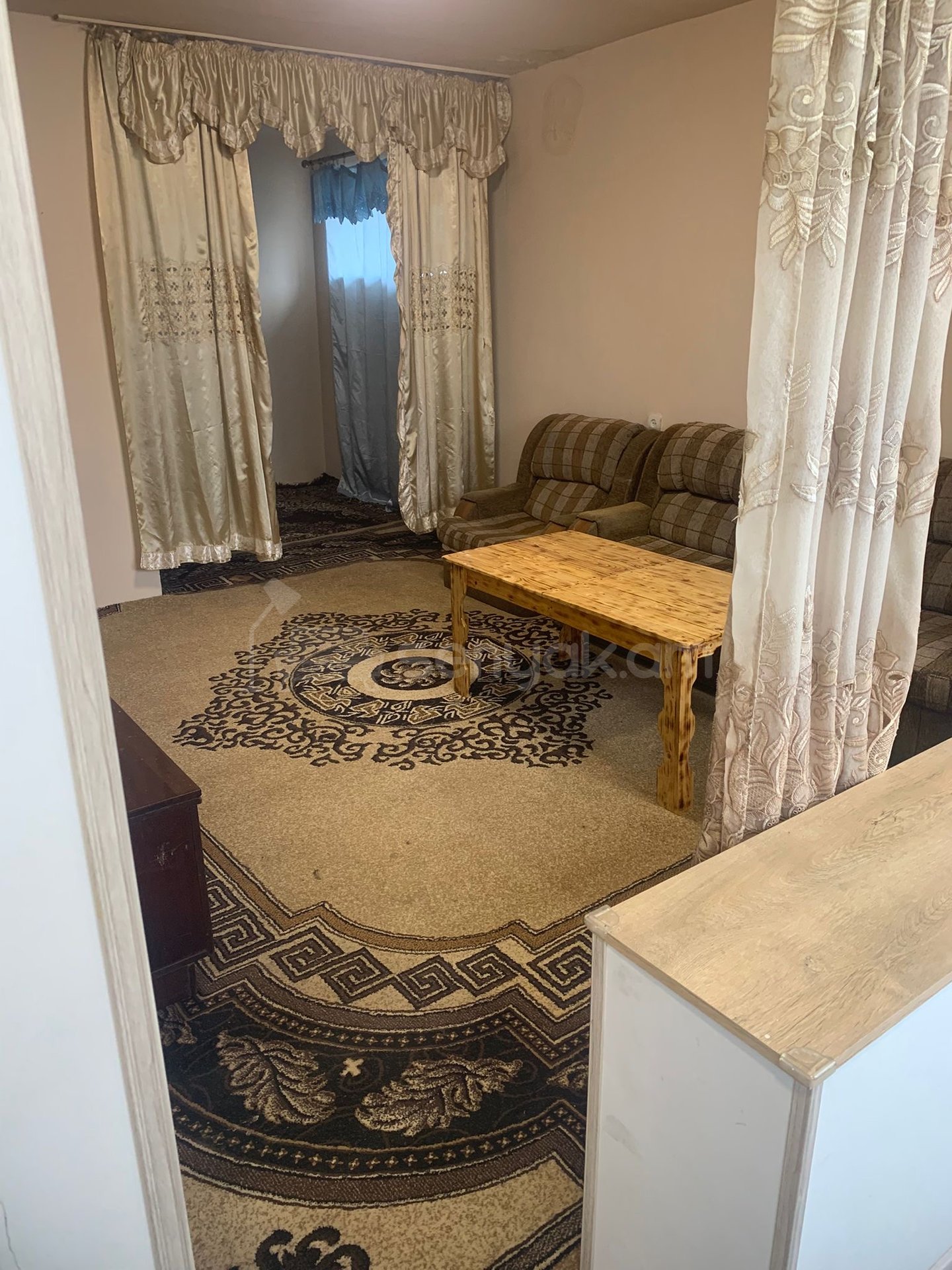 2 Սենյականոց Բնակարան Քարե Շենքում, 59քմ, 5/5 հարկ, Նորմալ Վիճակում, Արևկող