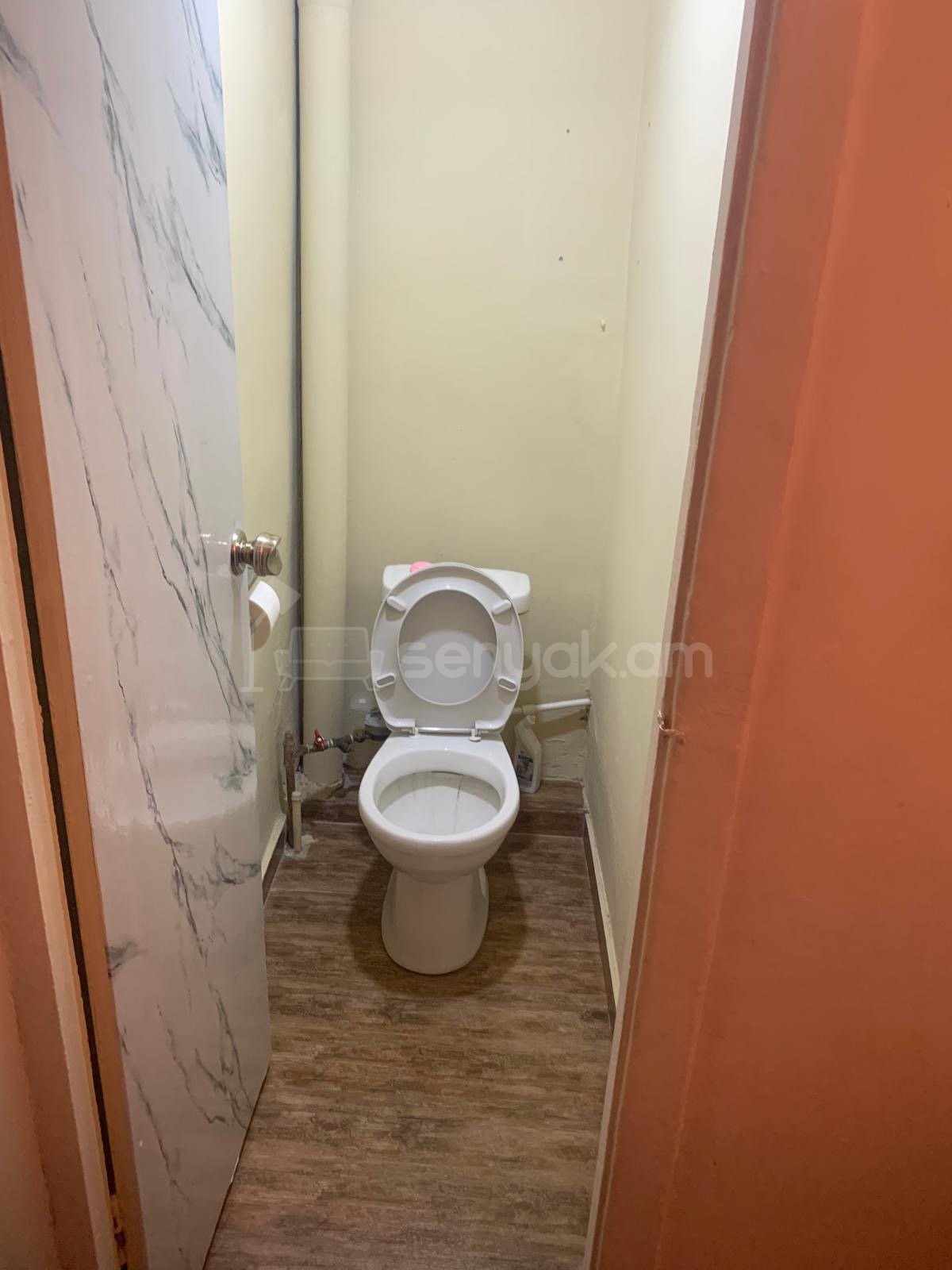 2 Սենյականոց Բնակարան Քարե Շենքում, 59քմ, 5/5 հարկ, Նորմալ Վիճակում, Արևկող