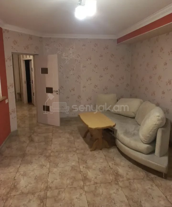 2 Սենյականոց Բնակարան Քարե Շենքում, 58քմ, 2/4 հարկ, Նորմալ Վիճակում, Կահավորված