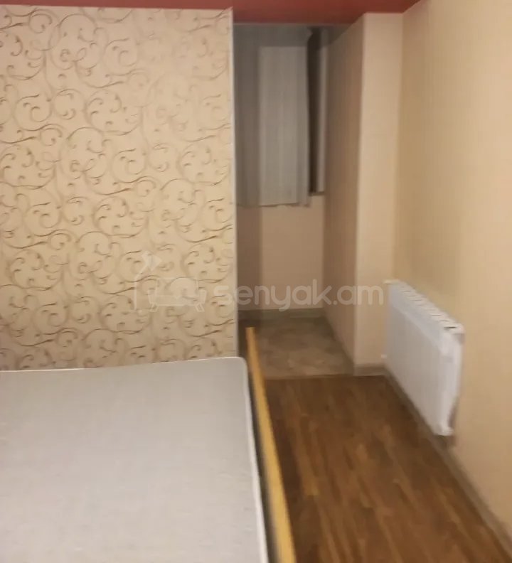 2 Սենյականոց Բնակարան Քարե Շենքում, 58քմ, 2/4 հարկ, Նորմալ Վիճակում, Կահավորված