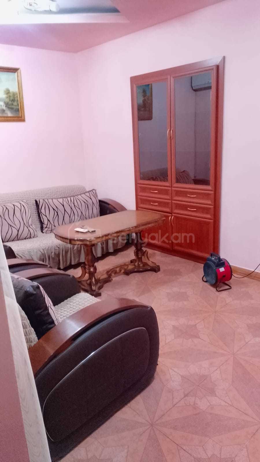 2 Սենյականոց Բնակարան, 36քմ, 1/3 հարկ, Կապիտալ Վերանորոգված