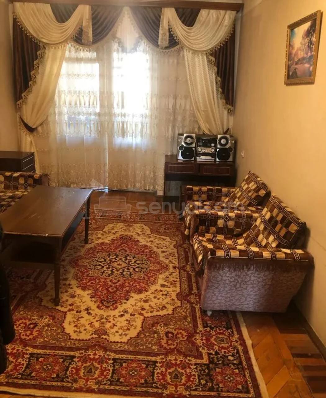 2 Սենյականոց Բնակարան Քարե Շենքում, 60քմ, 4/4 հարկ, Պետական Վիճակում, Կահավորված