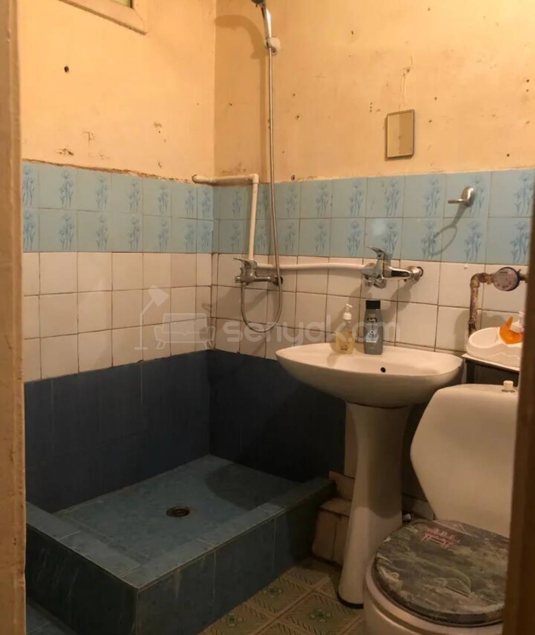 2 Սենյականոց Բնակարան Քարե Շենքում, 60քմ, 4/4 հարկ, Պետական Վիճակում, Կահավորված