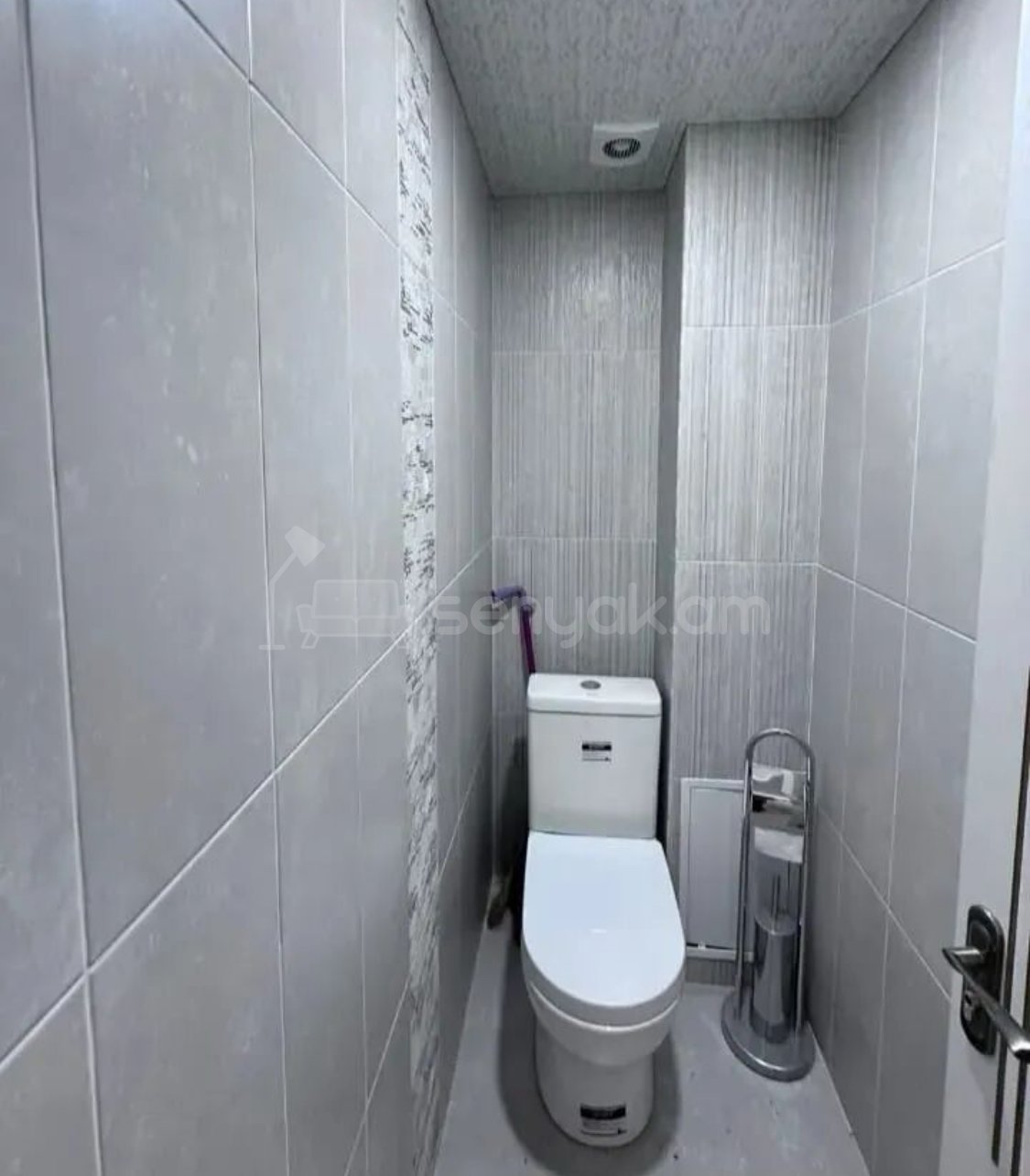 4 Սենյականոց Բնակարան Քարե Շենքում, 93քմ, 2/5 հարկ, Դիզայներական Վերանորոգված