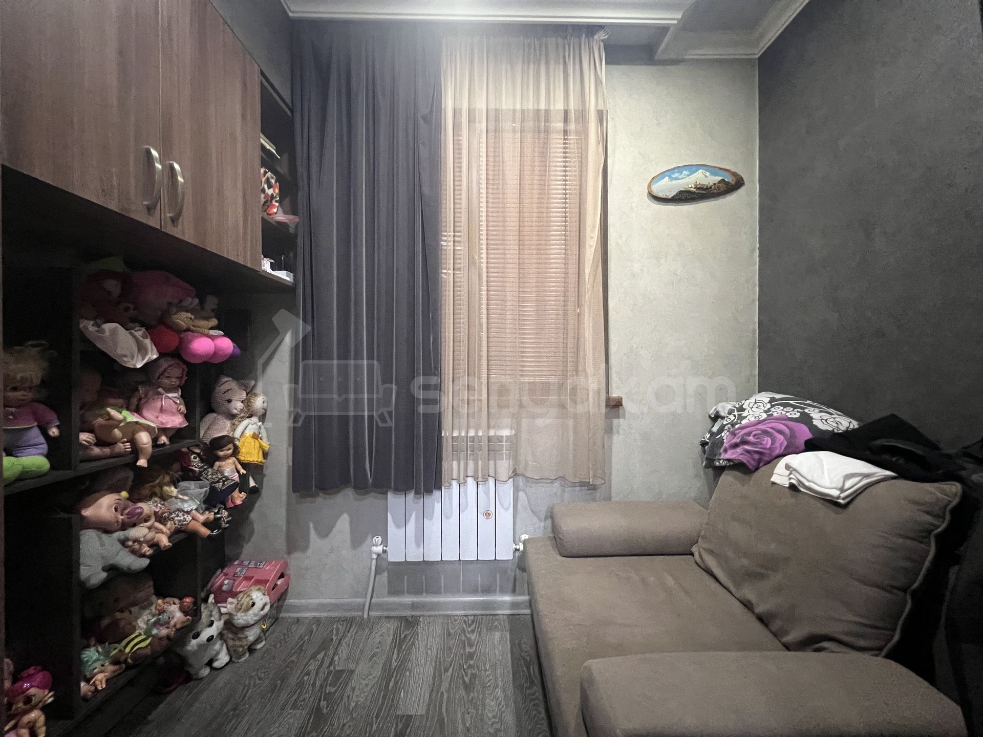 3 Սենյականոց Բնակարան, 46քմ, 2/9 հարկ, Կապիտալ Վերանորոգված