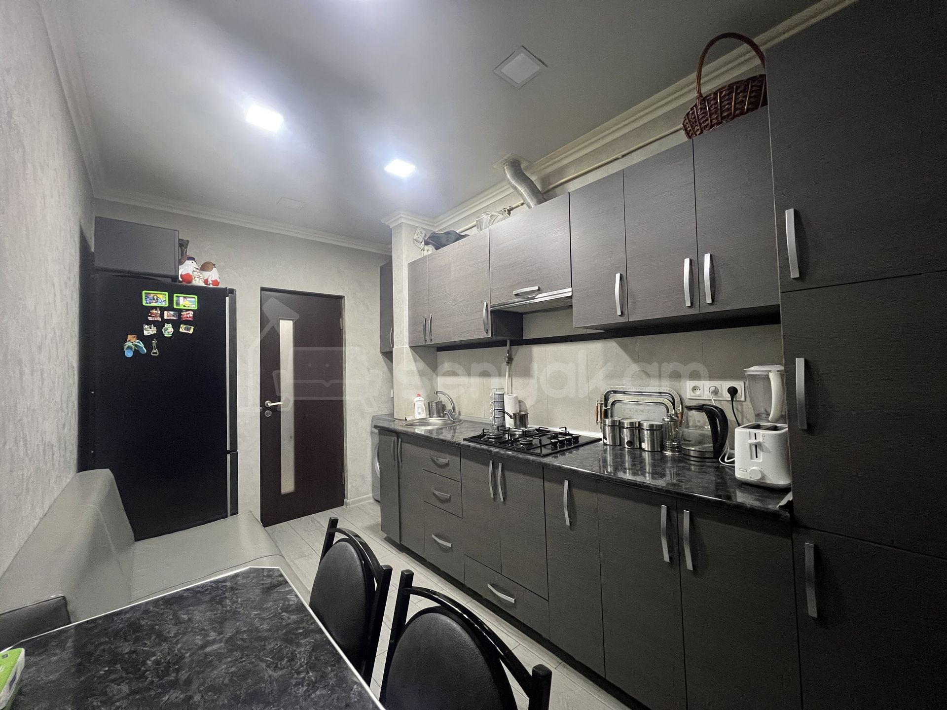 3 Սենյականոց Բնակարան, 46քմ, 2/9 հարկ, Կապիտալ Վերանորոգված