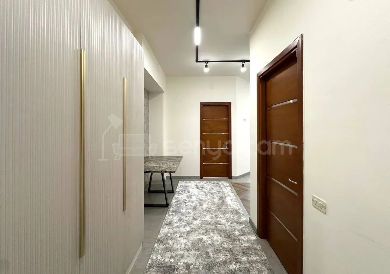 2 Սենյականոց Բնակարան Նորակառույցում, 42քմ, 4/7 հարկ, Դիզայներական Վերանորոգված