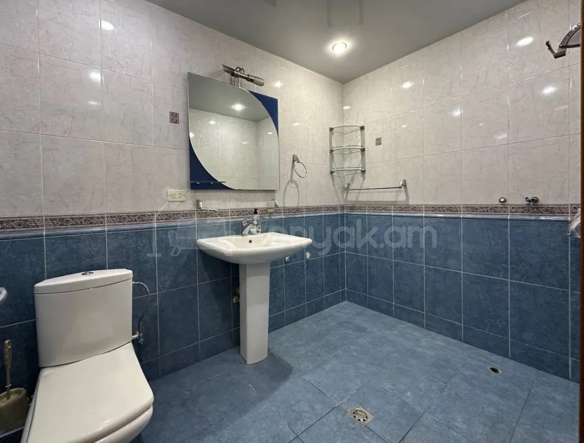 2 Սենյականոց Բնակարան Նորակառույցում, 42քմ, 4/7 հարկ, Դիզայներական Վերանորոգված