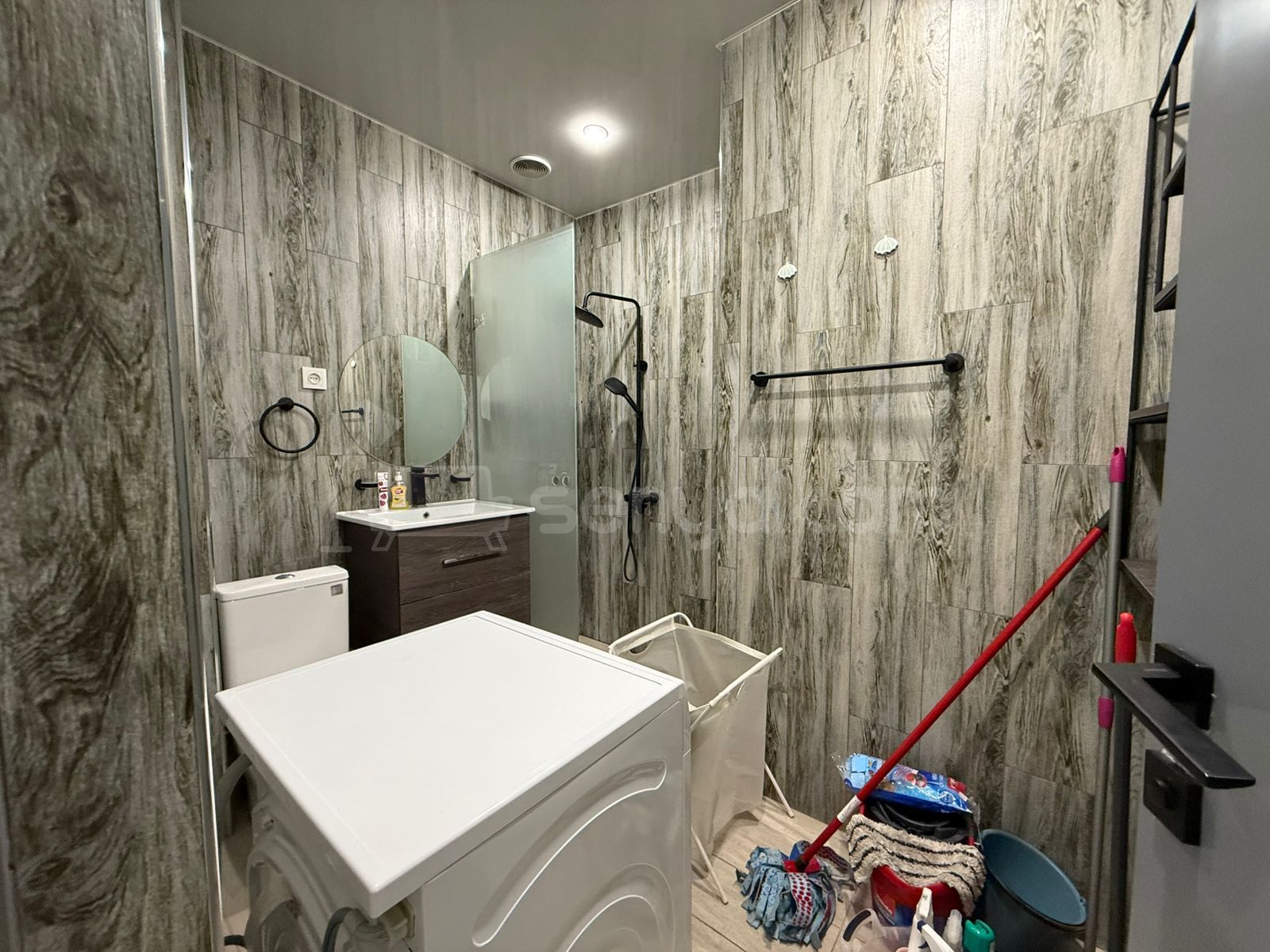 2 Սենյականոց Բնակարան Քարե Շենքում, 50քմ, 2/6 հարկ, Դիզայներական Վերանորոգված, Կահավորված, Արևկող