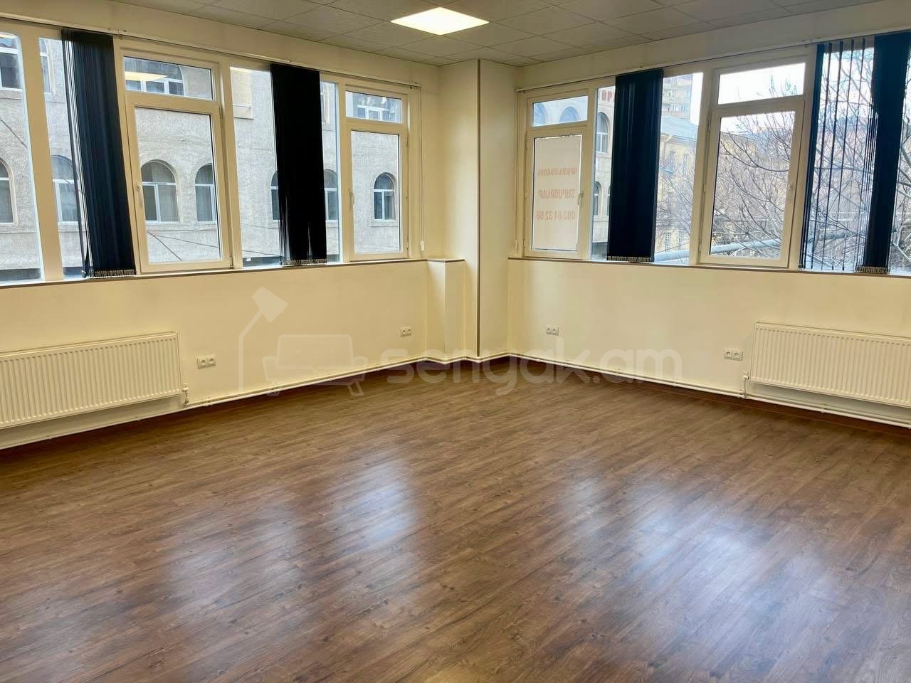 Օֆիսային Տարածք, 220քմ