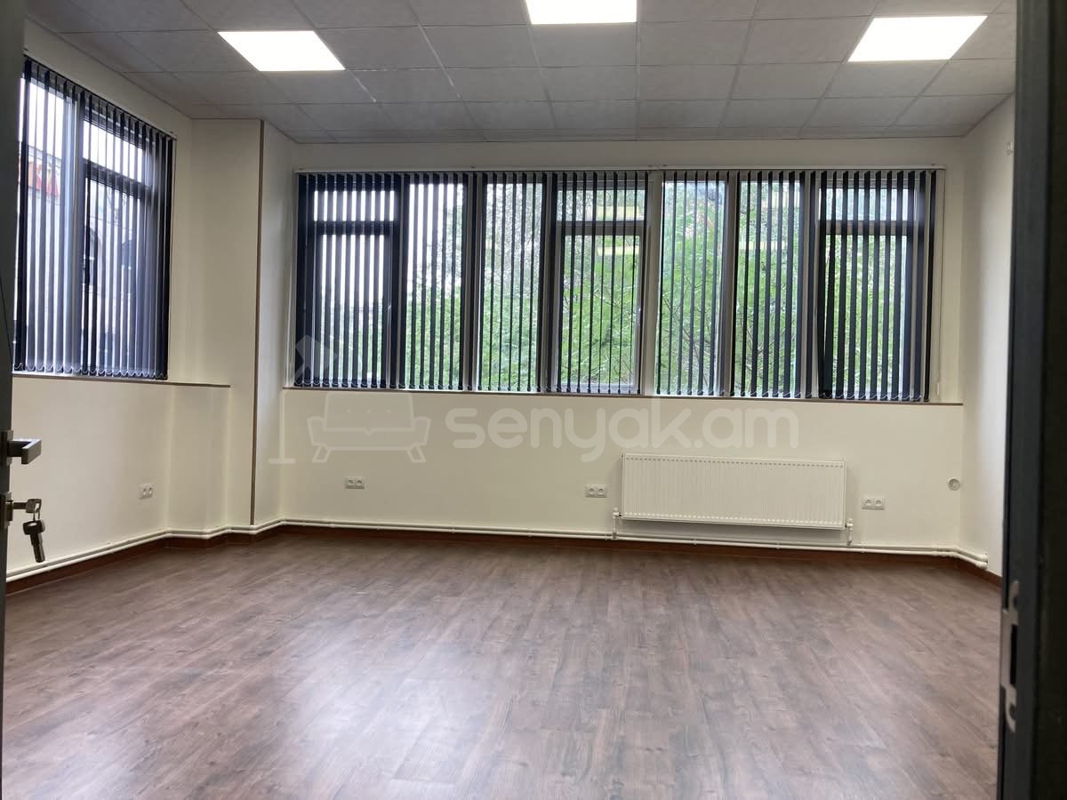 Օֆիսային Տարածք, 220քմ