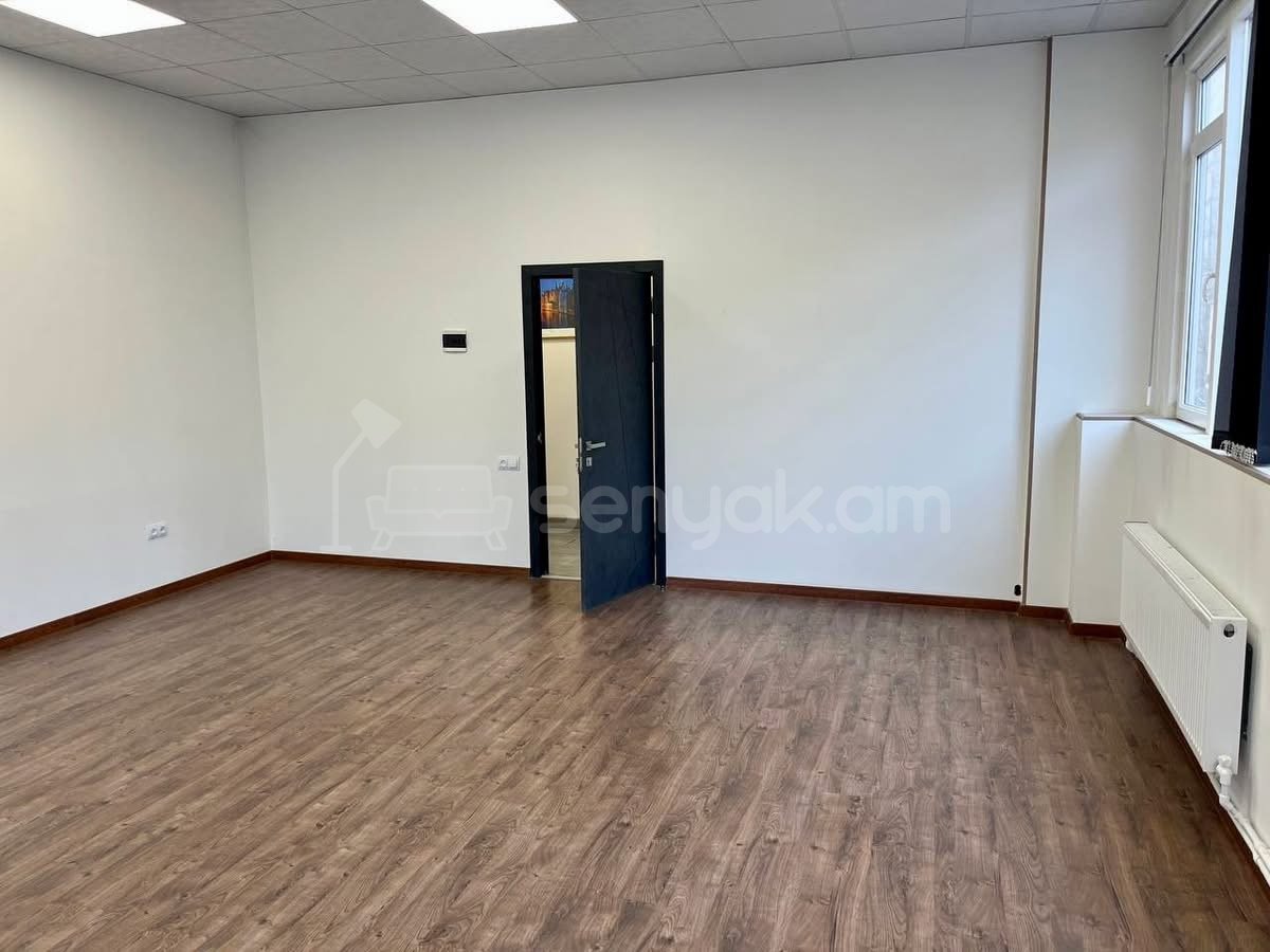 Օֆիսային Տարածք, 220քմ