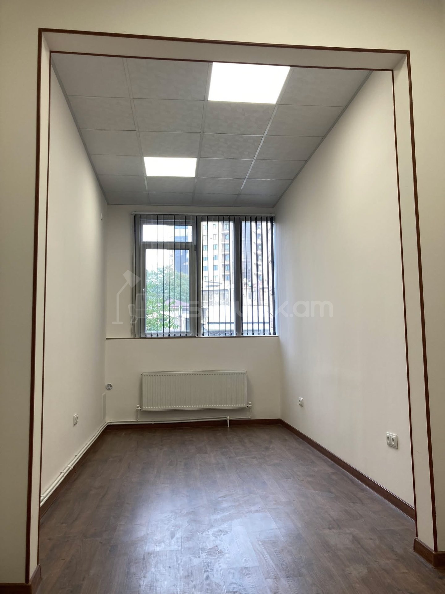 Օֆիսային Տարածք, 220քմ