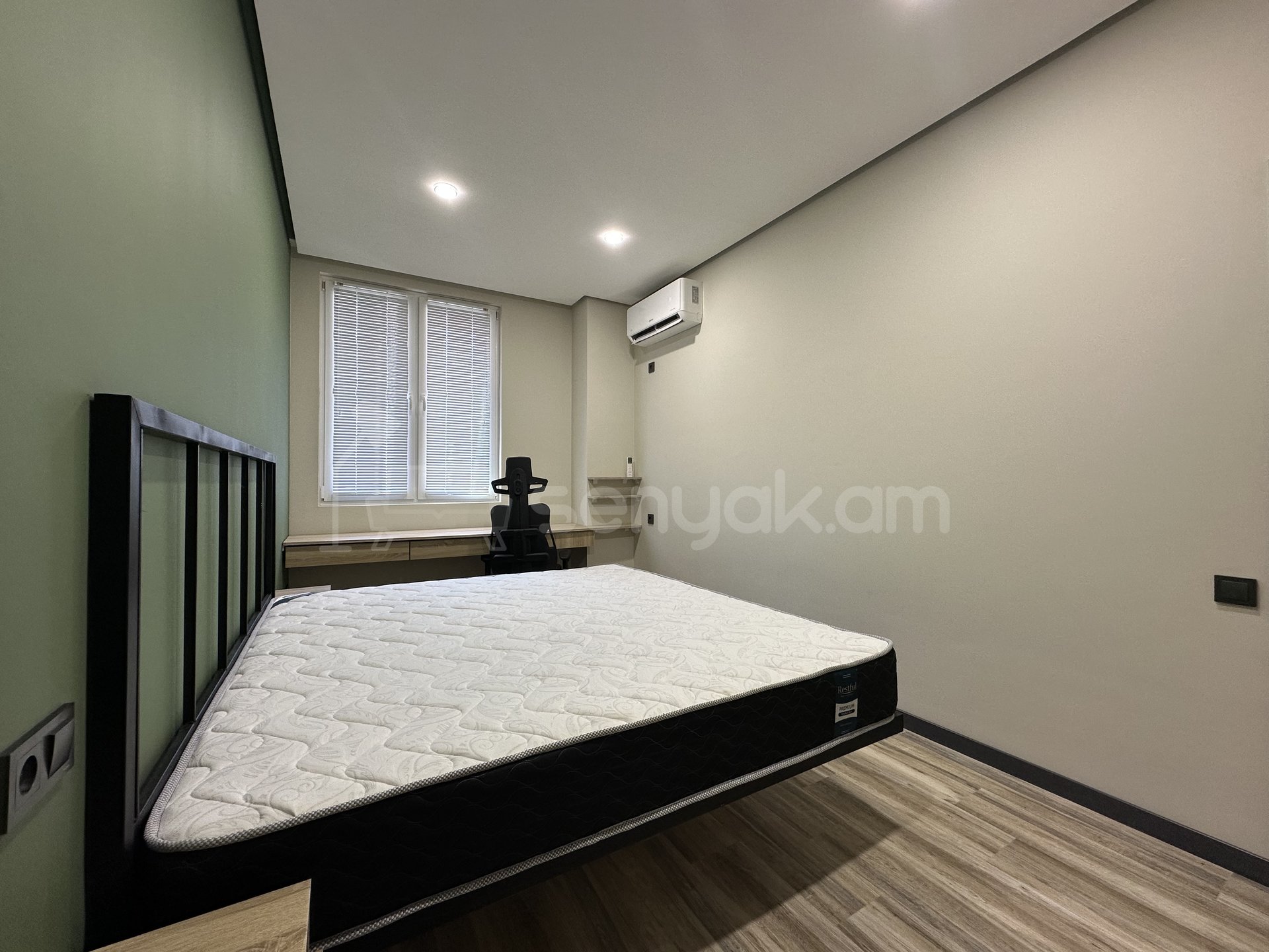 3 Սենյականոց Բնակարան Նորակառույցում, 71քմ, 12/14 հարկ, Դիզայներական Վերանորոգված