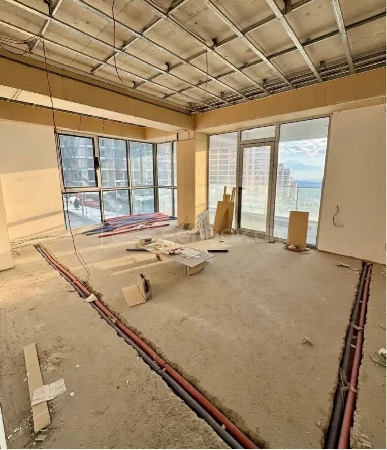 4 Սենյականոց Բնակարան Նորակառույցում, 150քմ, 2/18 հարկ, Զրոյական Վիճակում