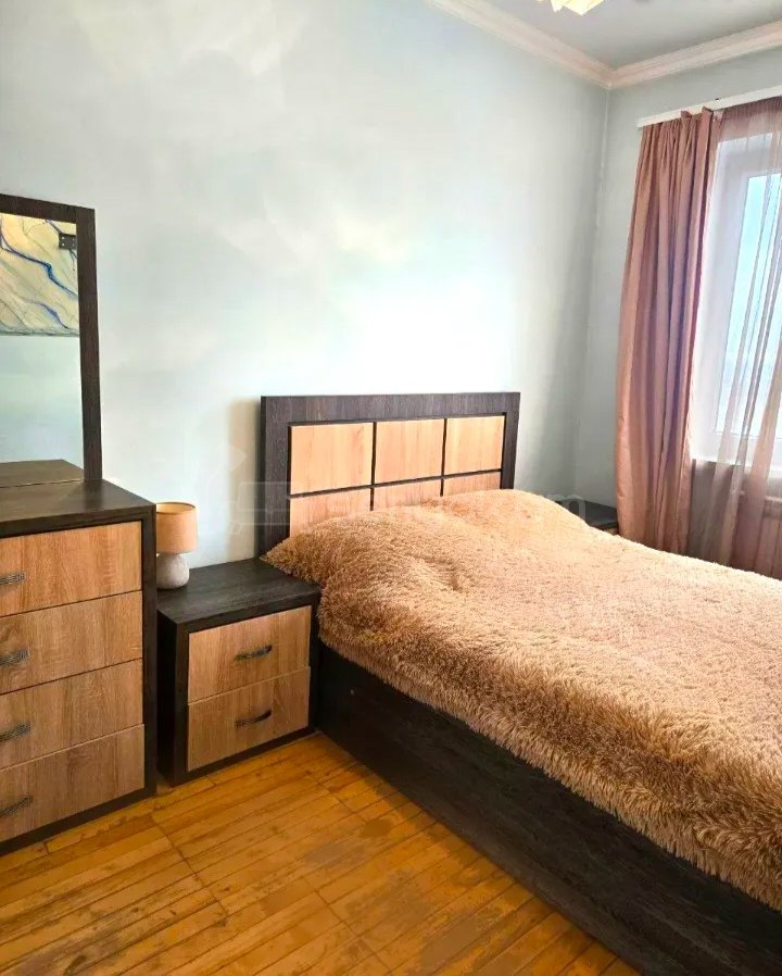 3 Սենյականոց Բնակարան, 80քմ, 8/9 հարկ, Նորմալ Վիճակում, Կահավորված