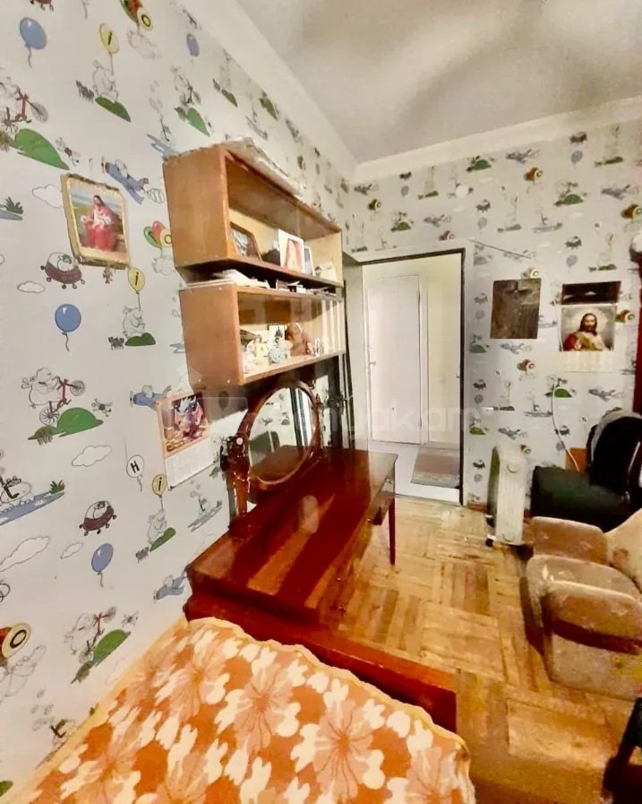 3 Սենյականոց Բնակարան, 70քմ, 2/9 հարկ, Կոսմետիկ Վերանորոգված, Կահավորված