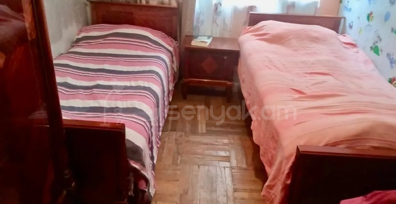 3 Սենյականոց Բնակարան, 70քմ, 2/9 հարկ, Կոսմետիկ Վերանորոգված, Կահավորված