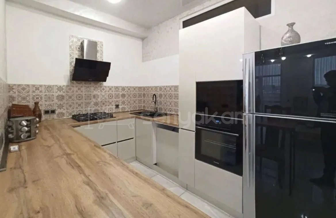 2 Սենյականոց Բնակարան Նորակառույցում, 62քմ, 2/5 հարկ, Դիզայներական Վերանորոգված, Կահավորված