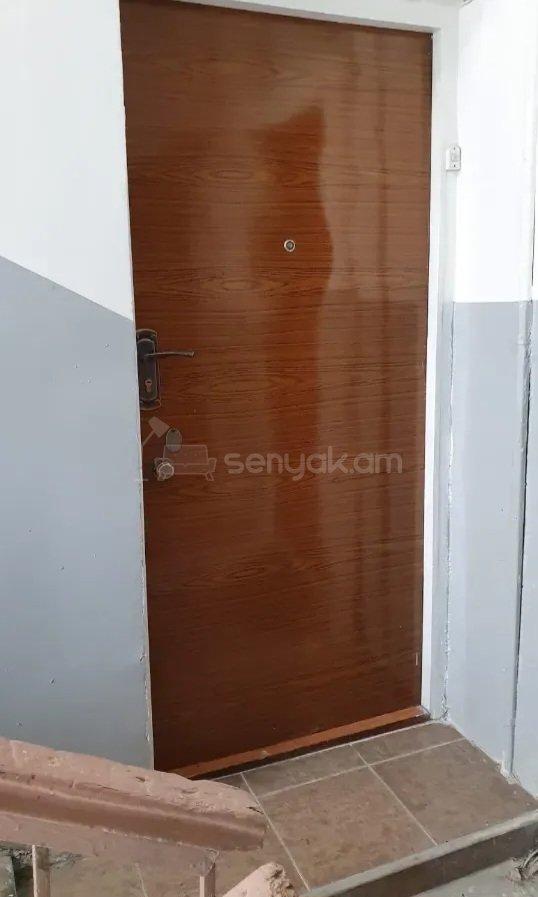 2 Սենյականոց Բնակարան Քարե Շենքում, 57քմ, 3/5 հարկ, Կապիտալ Վերանորոգված, Կահավորված