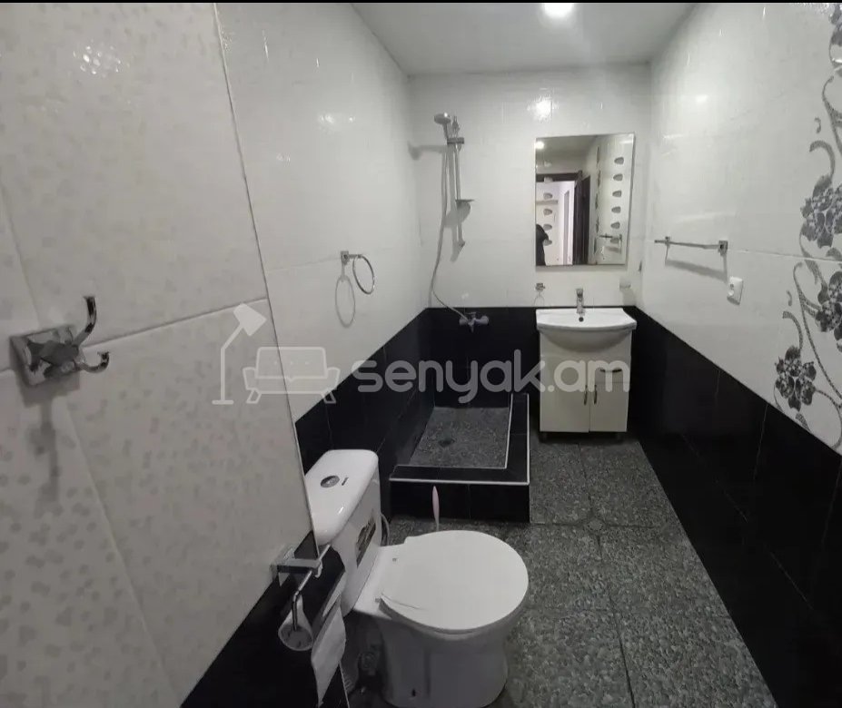 2 Սենյականոց Բնակարան, 46քմ, 1/8 հարկ, Նորմալ Վիճակում