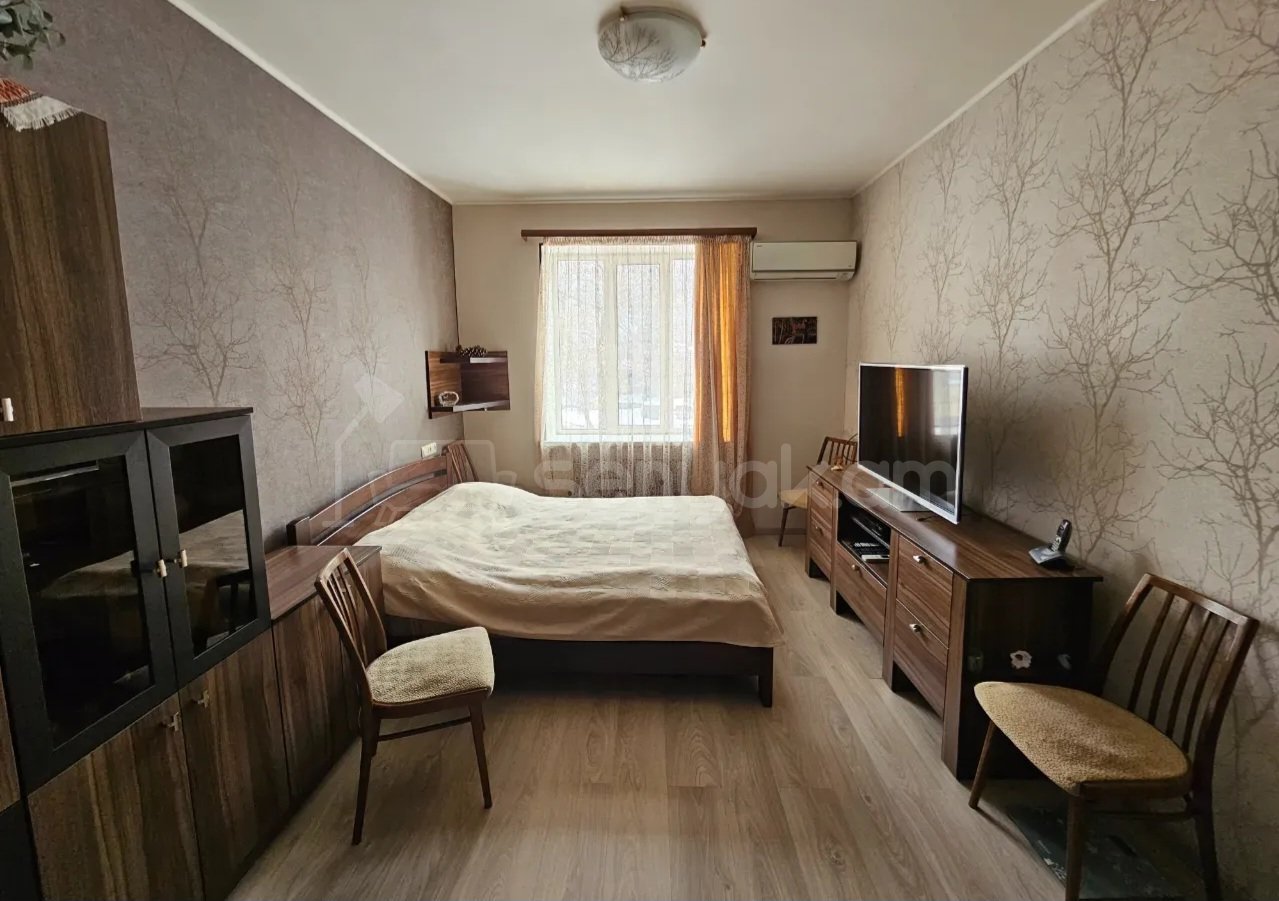 2 Սենյականոց Բնակարան Քարե Շենքում, 60քմ, 2/5 հարկ, Դիզայներական Վերանորոգված, Կահավորված