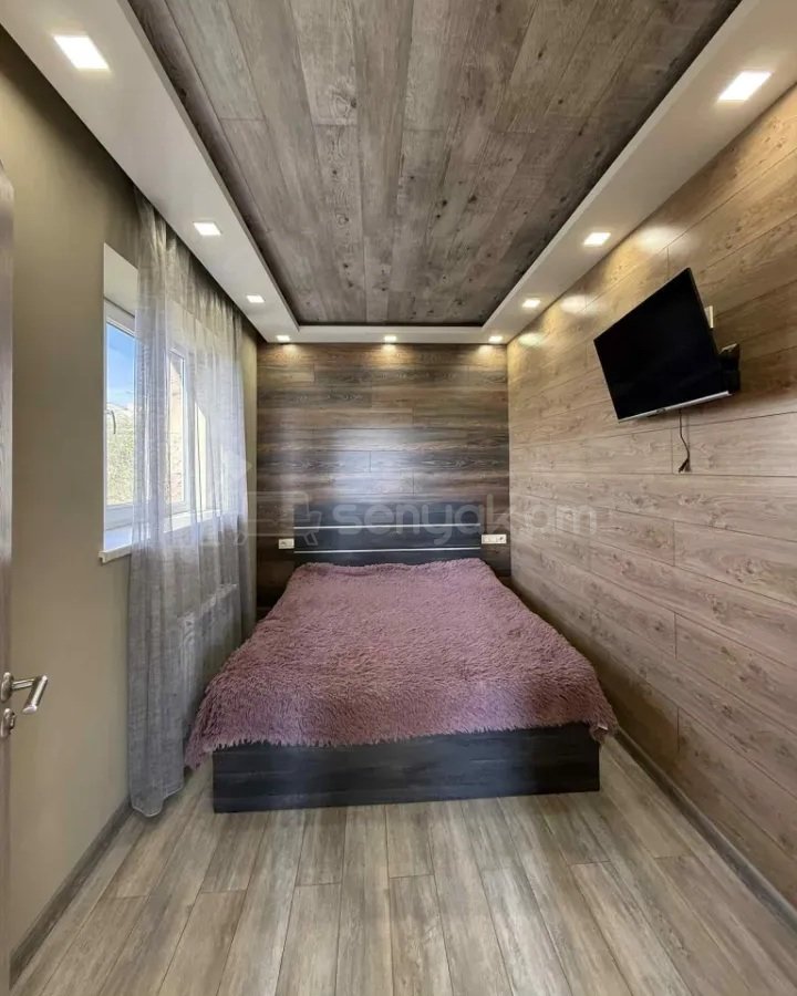 2 Սենյականոց Բնակարան Քարե Շենքում, 48քմ, 4/5 հարկ, Դիզայներական Վերանորոգված, Կահավորված