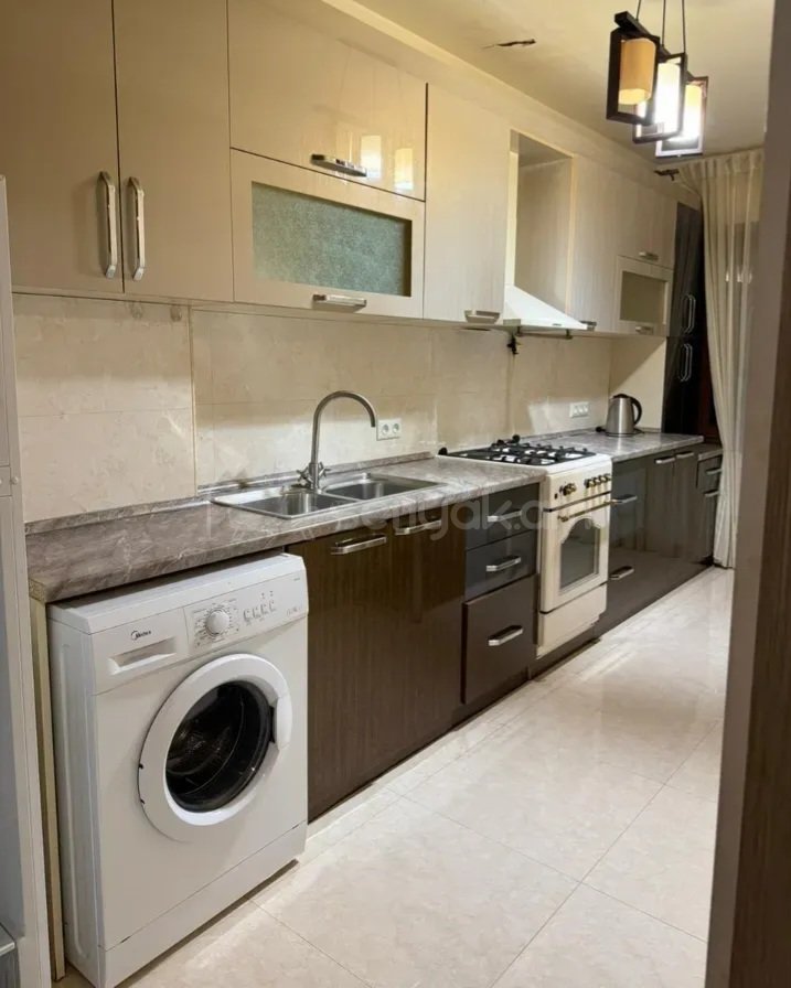 2 Սենյականոց Բնակարան, 62քմ, 4/9 հարկ, Պետական Վիճակում, Կահավորված